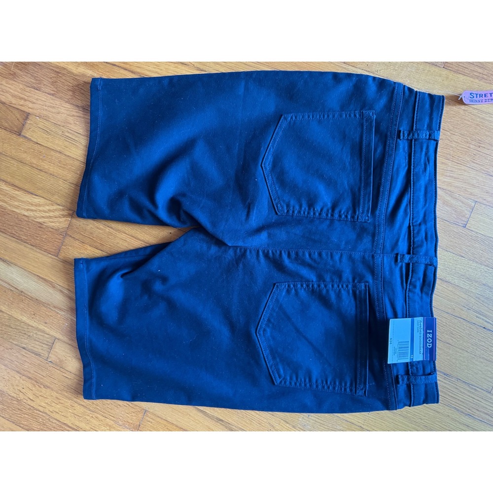 IZOD NAVY BLUE SHORTS BERMUDA STYLE CASUAL PREPPY COTTON BLEND - Picture 4 of 5